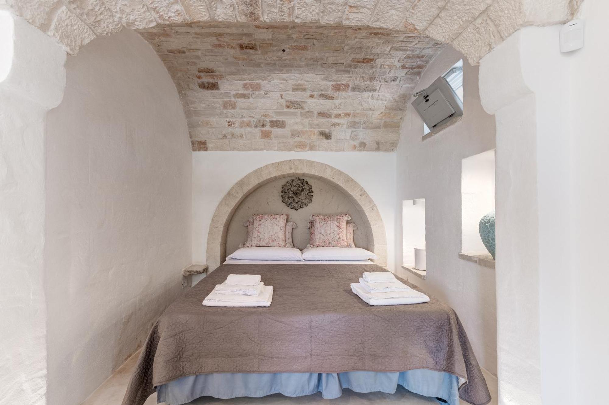 Apollo House Of Puglia Guest House Monopoli Exterior foto